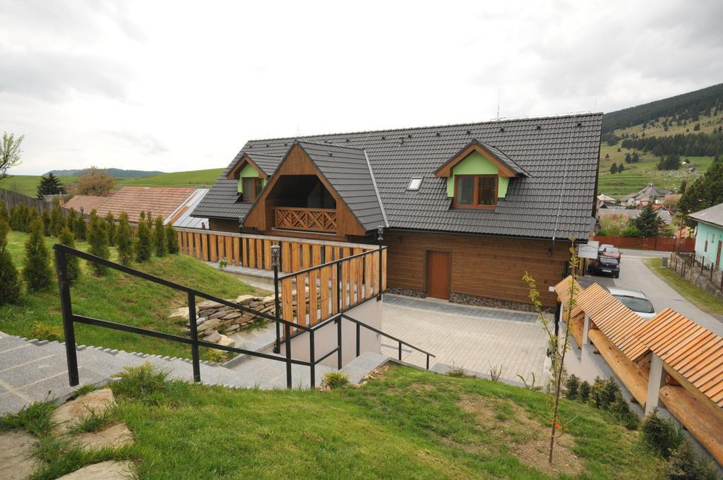Horehronska Kuria Telgárt Exterior foto